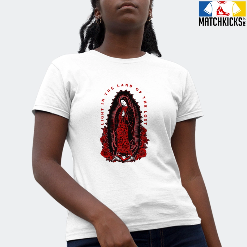 T-Shirt - Nike Dunk Low University Red (2020) - Sneaker-Matching T-Shirt (Light In The Land Of The Lost) 4 T-Shirt - Nike Dunk Low University Red (2020) - Sneaker-Matching T-Shirt (Light In The Land Of The Lost) - Image 2