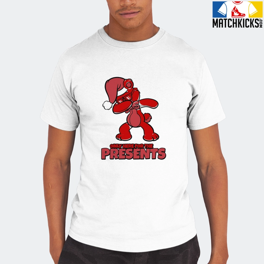 T-Shirt - Nike Dunk Low University Red (2020) - Sneaker-Matching T-Shirt (Only Here For The Presents) 8 T-Shirt - Nike Dunk Low University Red (2020) - Sneaker-Matching T-Shirt (Only Here For The Presents) - Image 6