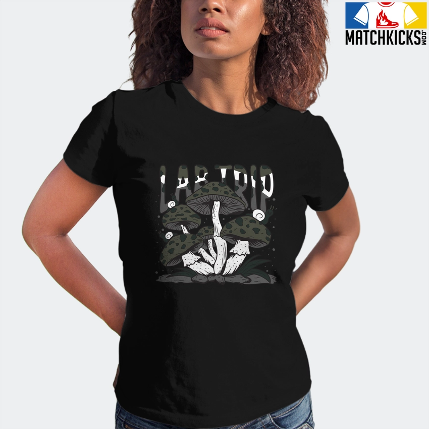 T-Shirt - Nike Dunk Low SE GS Sail Multi-Camo - Sneaker-Matching T-Shirt (Lab Trip) 6 T-Shirt - Nike Dunk Low SE GS Sail Multi-Camo - Sneaker-Matching T-Shirt (Lab Trip) - Image 4