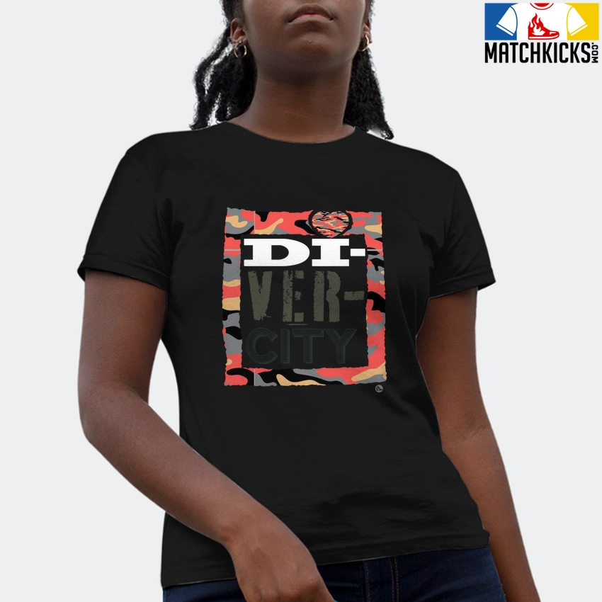 T-Shirt - Nike Dunk Low SE GS Sail Multi-Camo - Sneaker-Matching T-Shirt (DIVERCITY) 4 T-Shirt - Nike Dunk Low SE GS Sail Multi-Camo - Sneaker-Matching T-Shirt (DIVERCITY) - Image 2