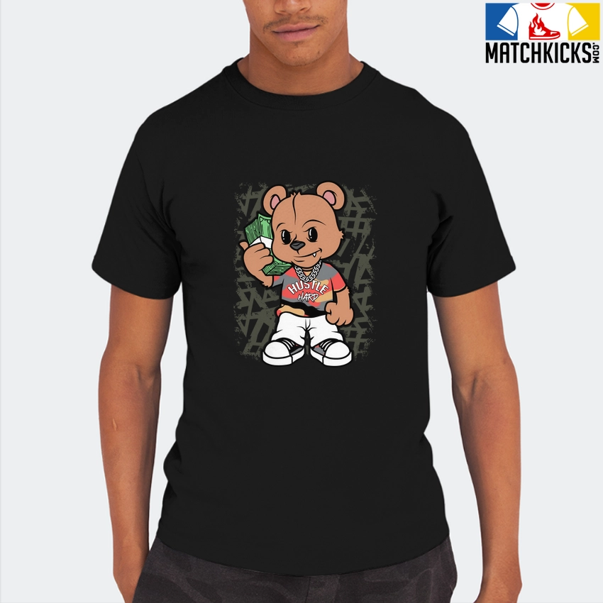 T-Shirt - Nike Dunk Low SE GS Sail Multi-Camo - Sneaker-Matching T-Shirt (HUSTLE HARD BEAR) 8 T-Shirt - Nike Dunk Low SE GS Sail Multi-Camo - Sneaker-Matching T-Shirt (HUSTLE HARD BEAR) - Image 6