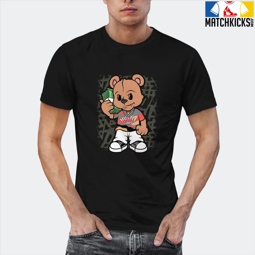 T-Shirt - Nike Dunk Low SE GS Sail Multi-Camo - Sneaker-Matching T-Shirt (HUSTLE HARD BEAR) 12 T-Shirt - Nike Dunk Low SE GS Sail Multi-Camo - Sneaker-Matching T-Shirt (HUSTLE HARD BEAR) - Image 10